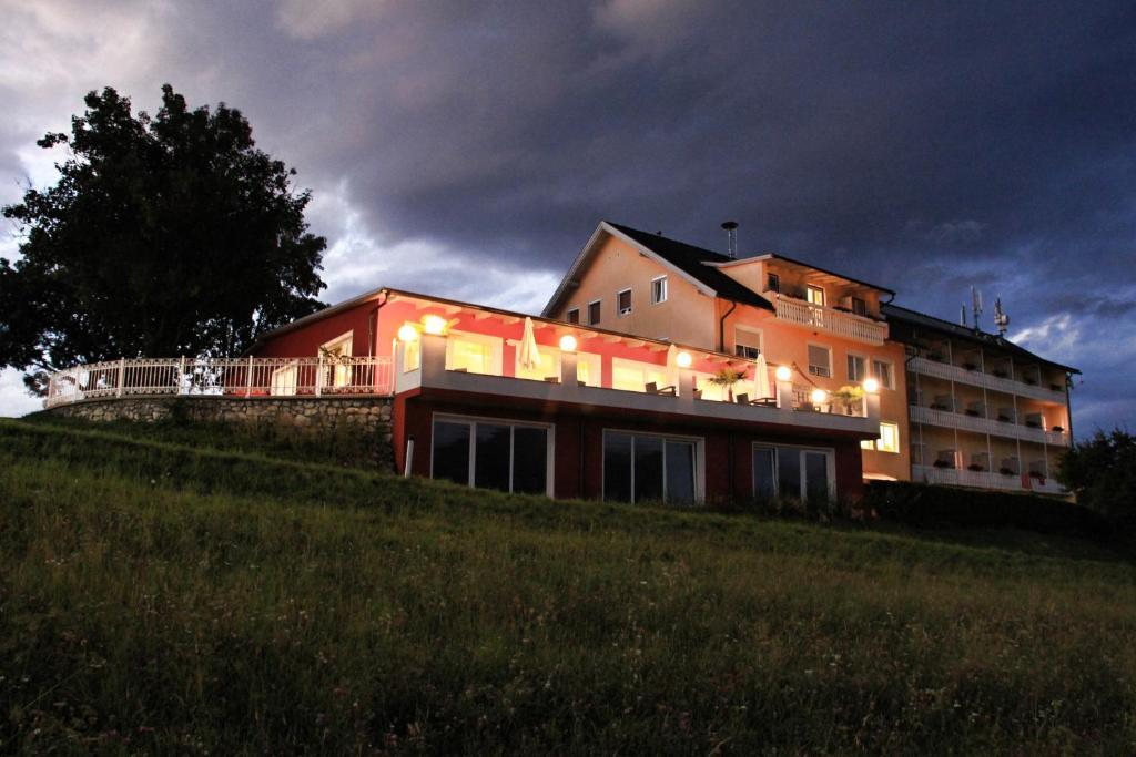 Hotel-Pension Melcher Drobollach am Faakersee Extérieur photo