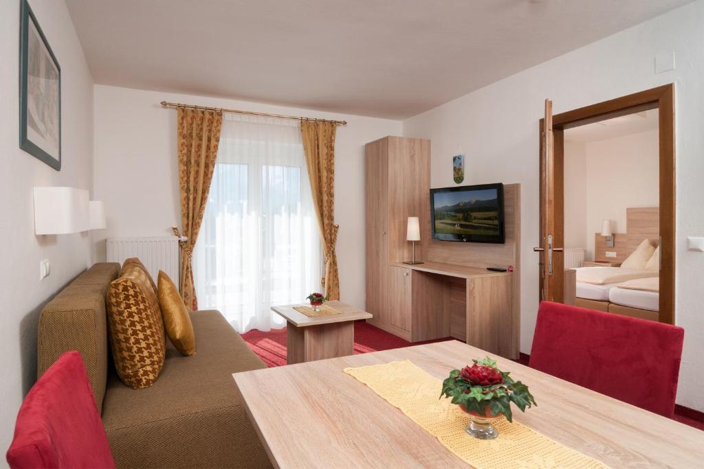 Hotel-Pension Melcher Drobollach am Faakersee Chambre photo